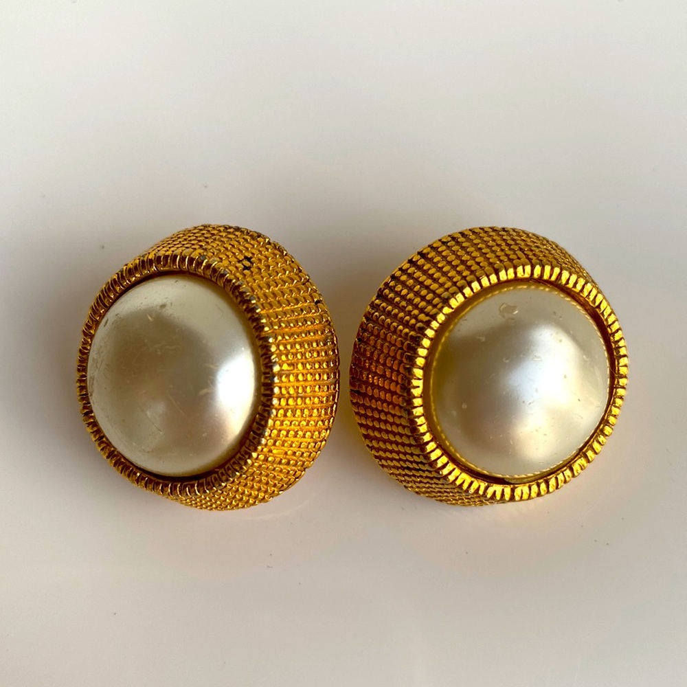 Chanel Earrings Vintage Authentic